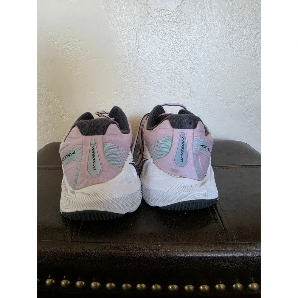 Altra light stains